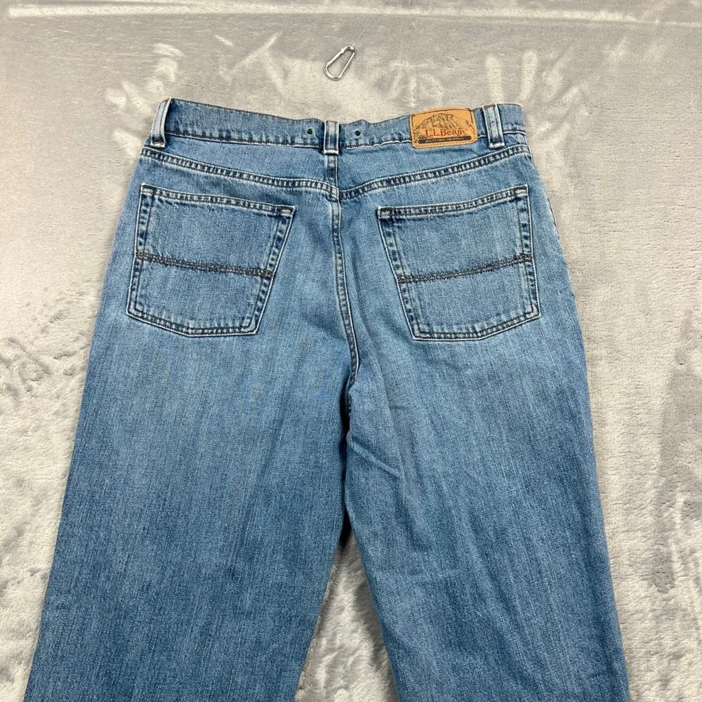 L.L.Bean Classic Fit Jeans Mens 33x29 Blue Denim Straight Leg 100% Cotton 505084
